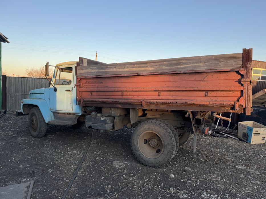 Газ 53 самосвал.