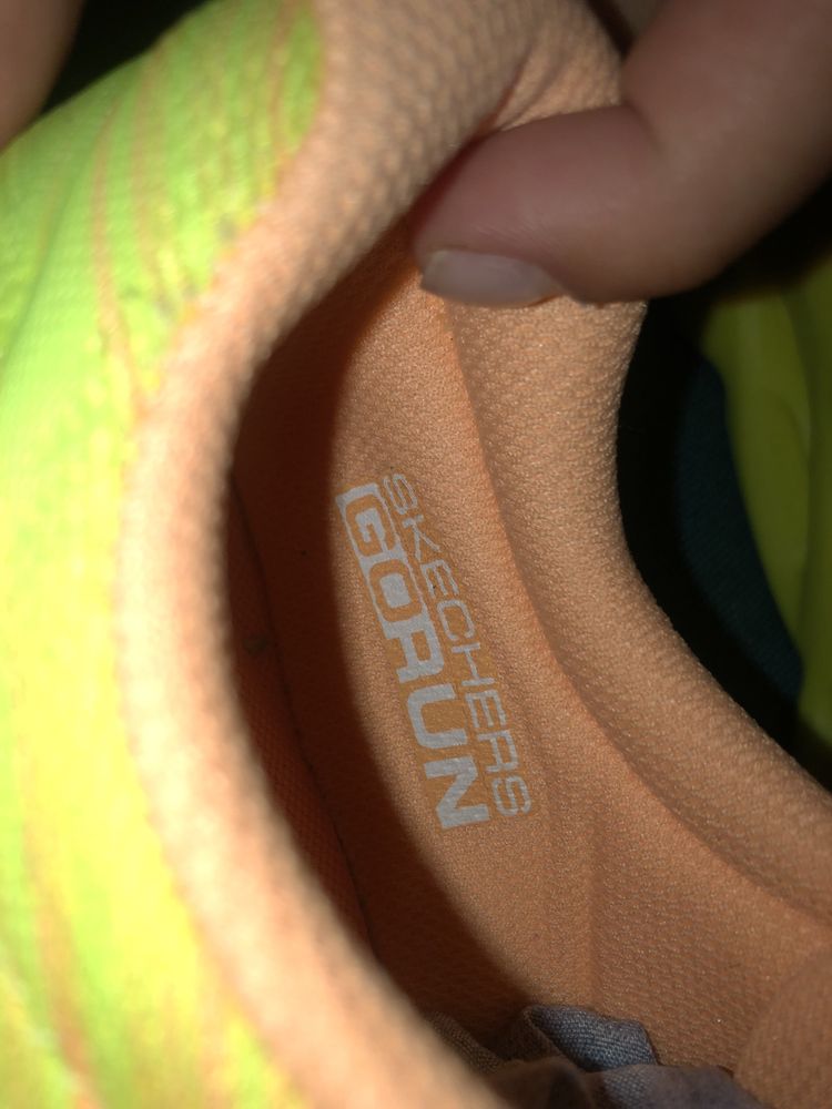 Skechers adidasi 39 Noi