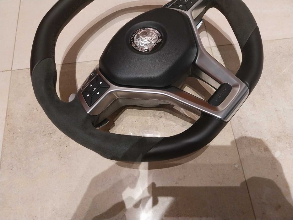 Мерцедес AMG Performance волан - Mercedes W212 W218 W204 W463 W166