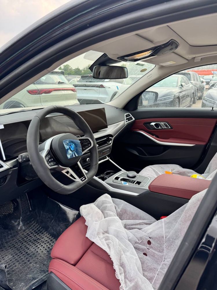 BMW I3 35L 2025 yil nomer olingan natarus