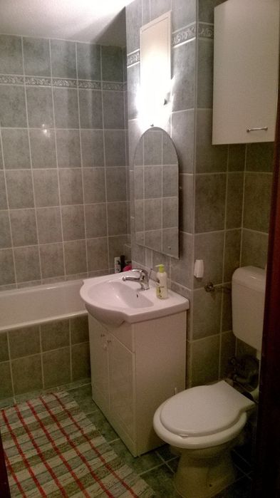 Proprietar, Apartament 3 camere,  zona Bucovina, etaj 3.