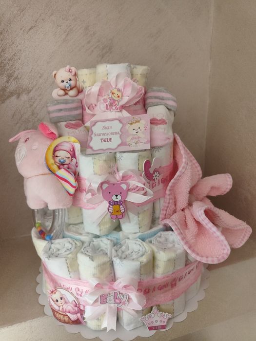 Торта от памперси PAMPERS PREMIUM CARE 2