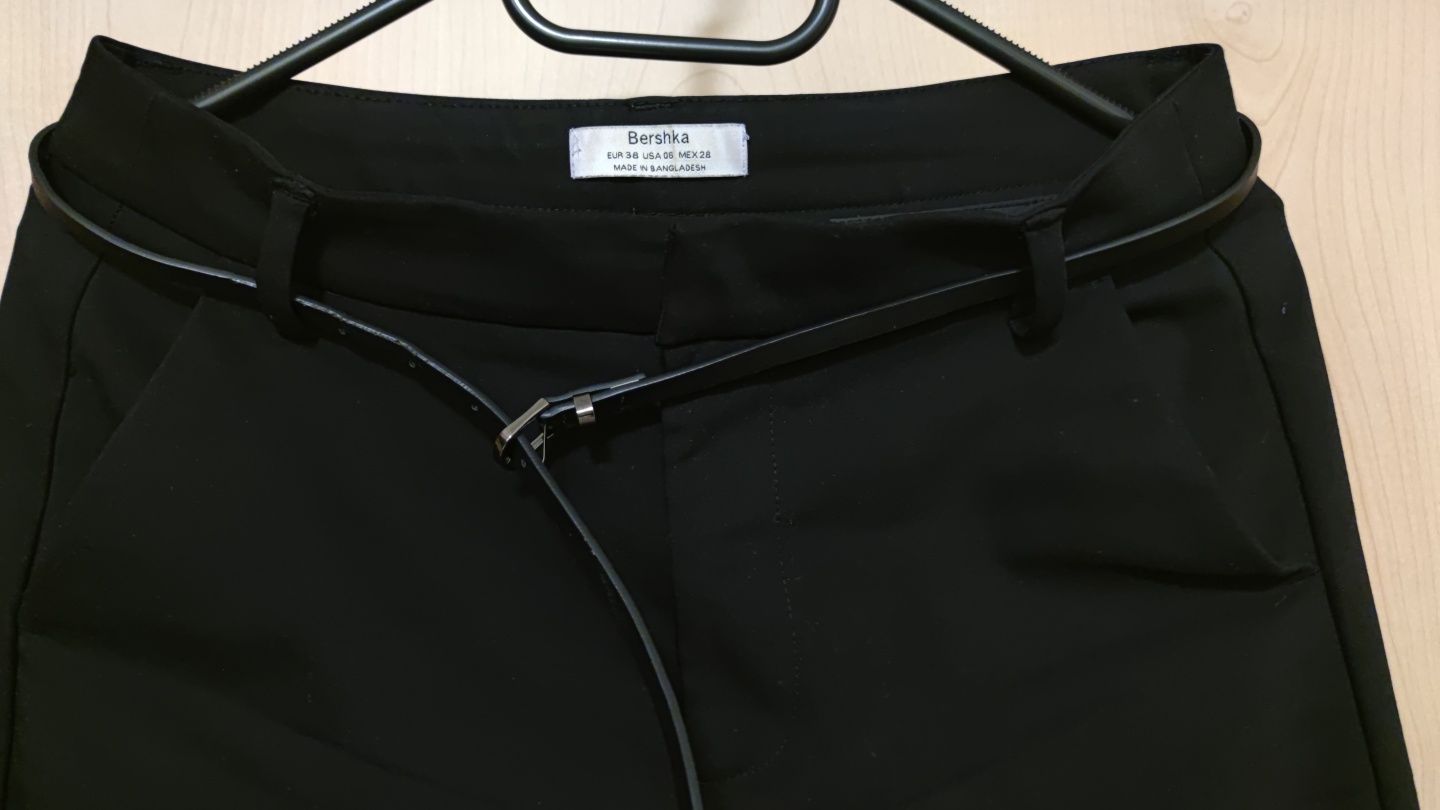 Pantaloni office, Bershka, marime 38