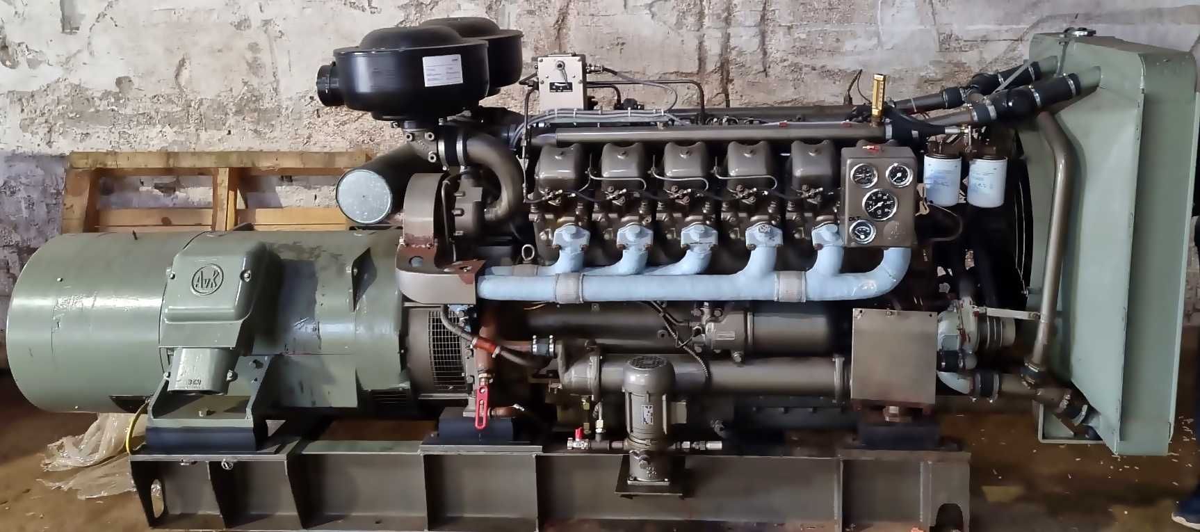 Generator Diesel MWM 210 KVA + dulap electric de comandă