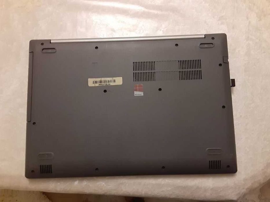 Рабочий ноутбук Lenovo ideapad 320 Core(TM) i5-7200U 2,5 GHz /8Gb/1Tb
