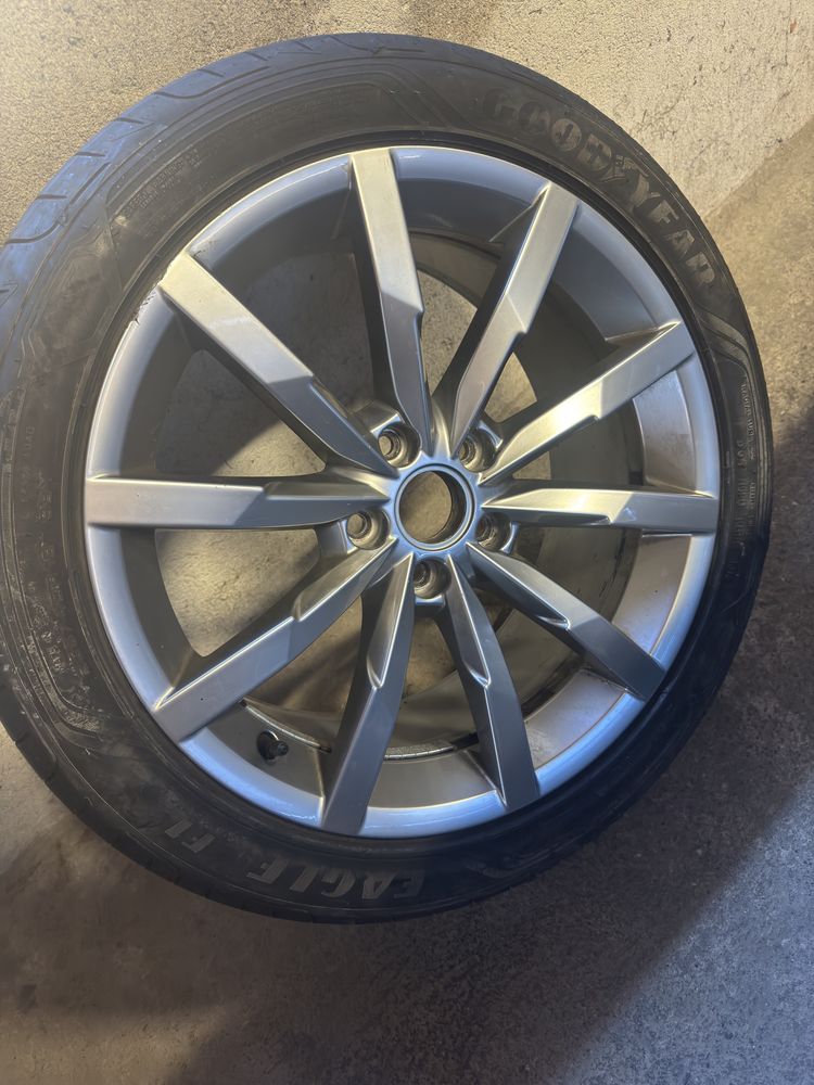 Оригинална джанта Monterrey 5 112 18 от Passat B8