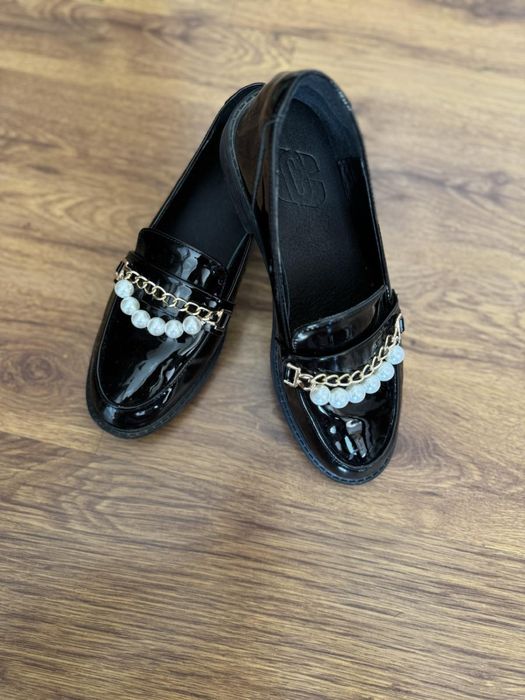 Дамски пролетни обувки