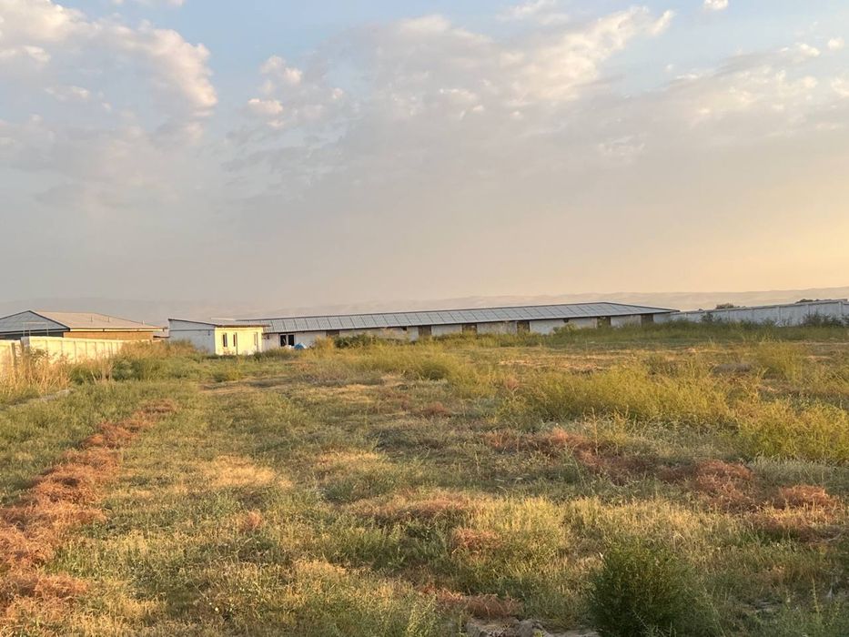 Сотилади!!! Тадбиркорликни ривожлантириш учун тайер жой