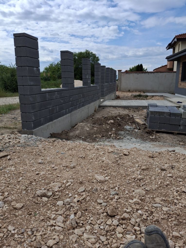 Предлагам строеж на довари и преградни стени*НИСКИ ЦЕНИ*