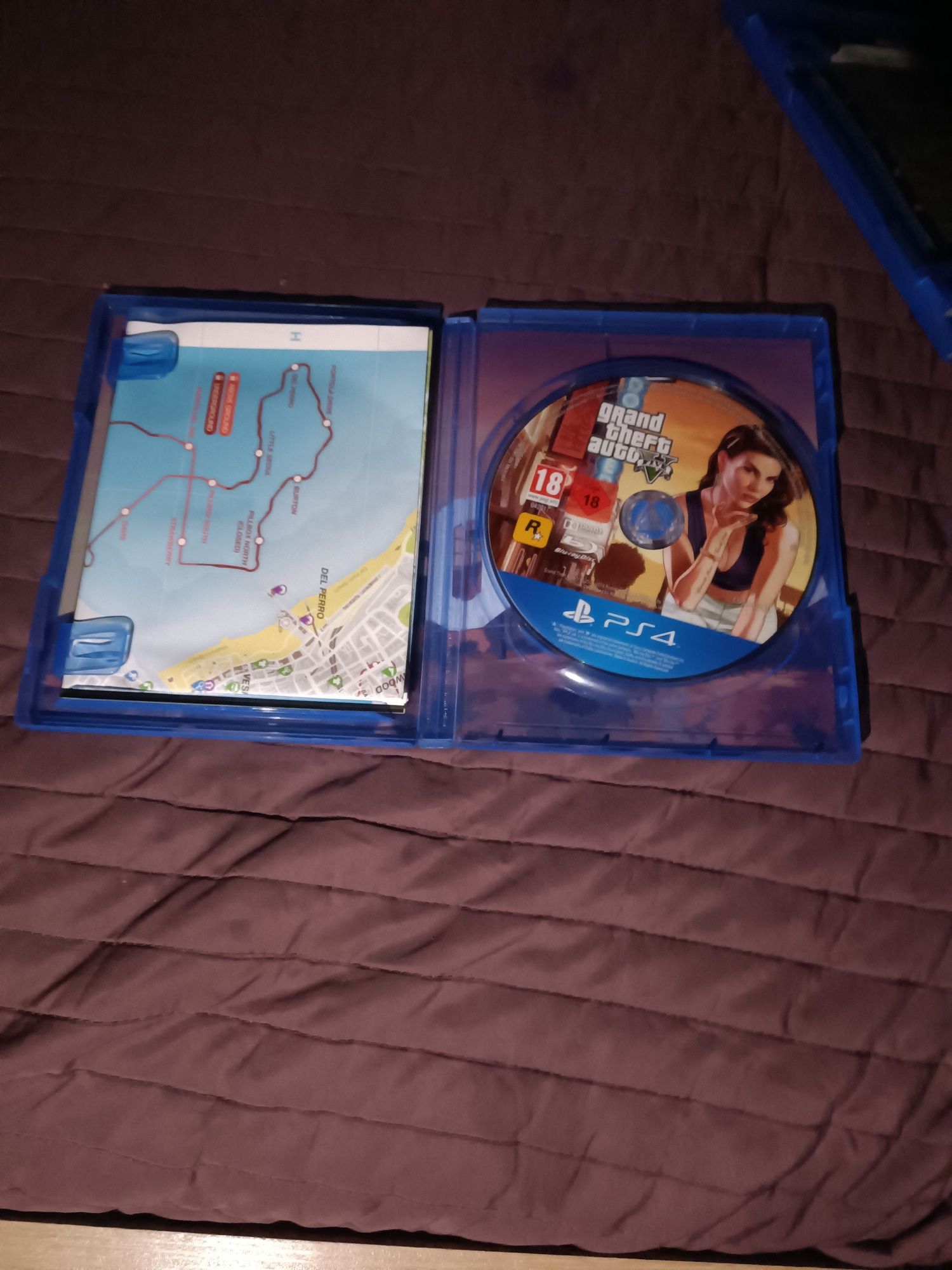 Продавам игри за playstation 4