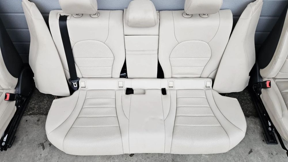 Interior piele perforata crem mercedes c-class w205 break