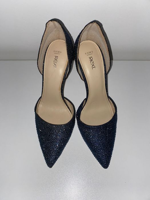 Pantofi stiletto
