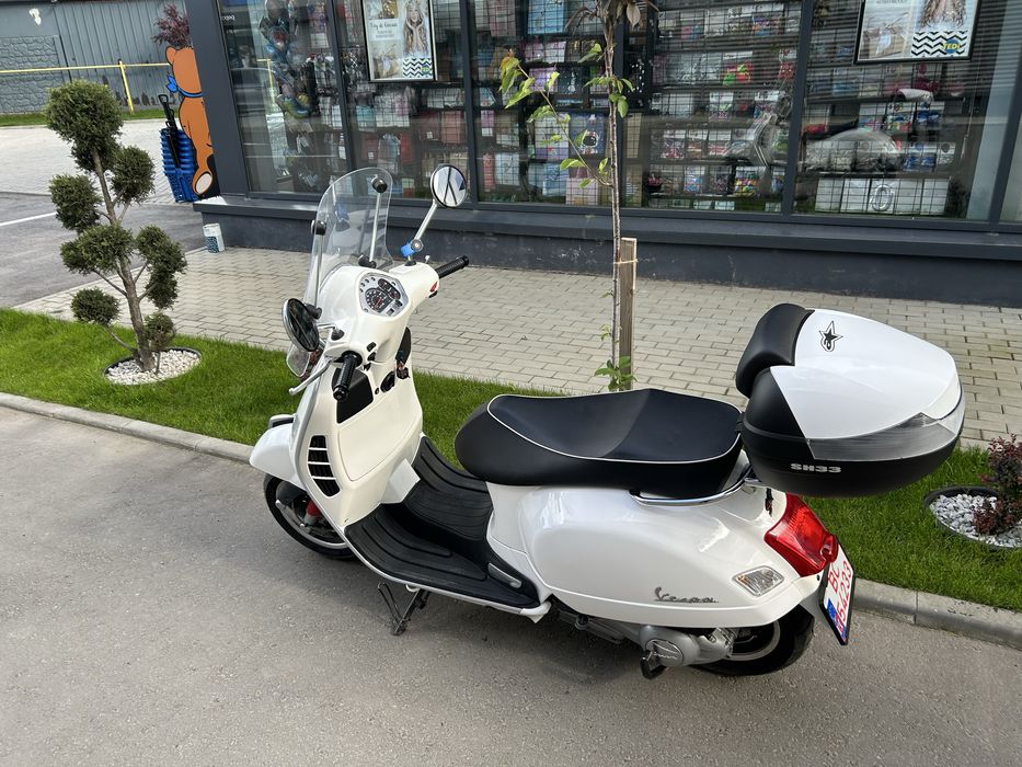 PIAGGIO Vespa GTS 300 ie