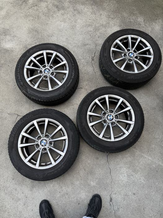 Set 4 jante originale BMW cu anvelope 205/60 R16 + senzori presiune