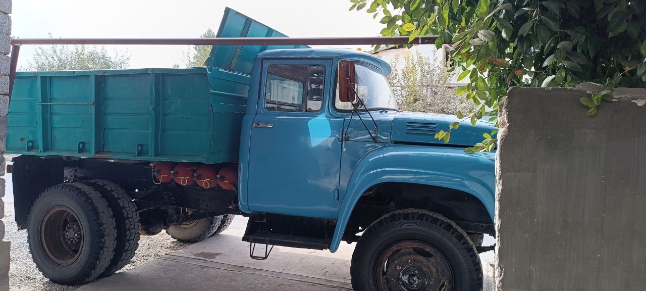 Самосвал, матор Урал, газ метан, 1989г.