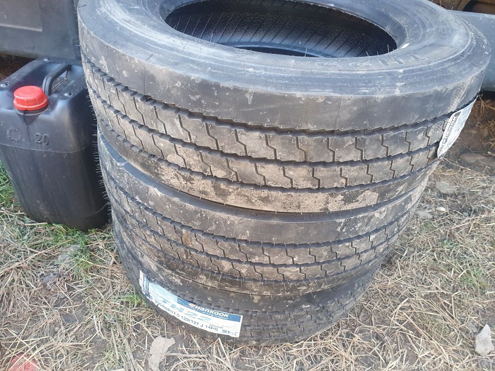 Cauciucuri noi pt trailer 205 / 65/ 17.5 R