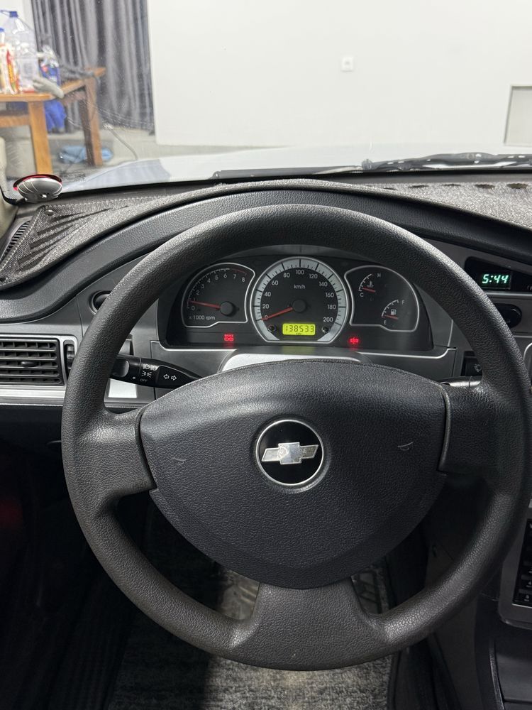 Nexia 2  2014 yil Probeg 138.500 km Dons