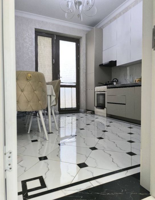 Срочно продаётся квартира метро Мирзо Улугбек Чилонзор 8