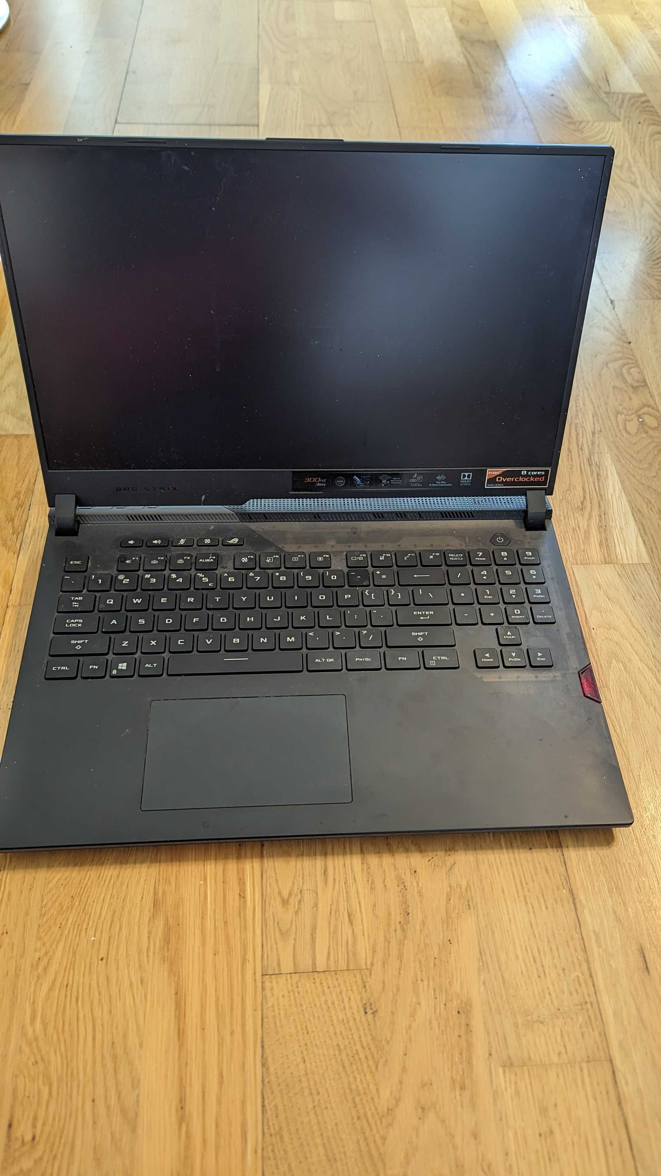 Laptop Gaming ASUS ROG Strix SCAR 17 G733Q