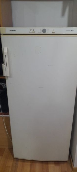 Congelator cu sertare