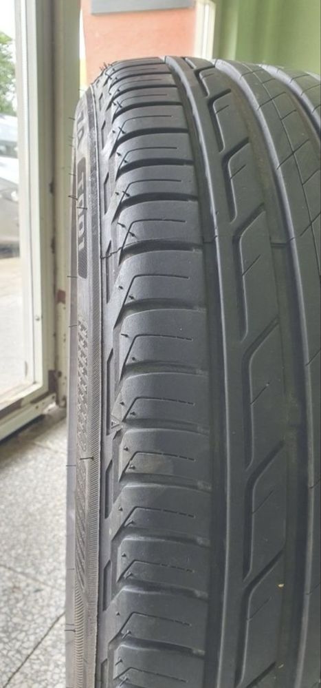Нови Гуми BRIDGESTONE Turanza T 001 215/50 R18 92W AO