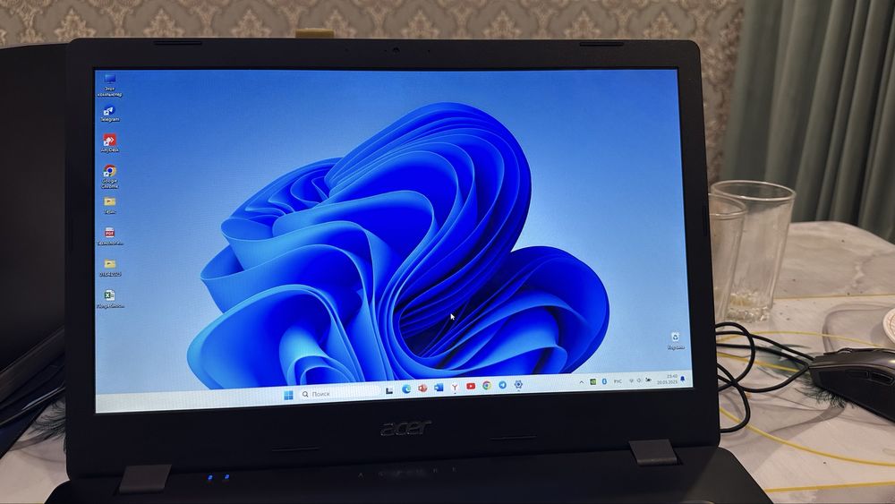 Ноутбук Acer, 17 дюймов экран