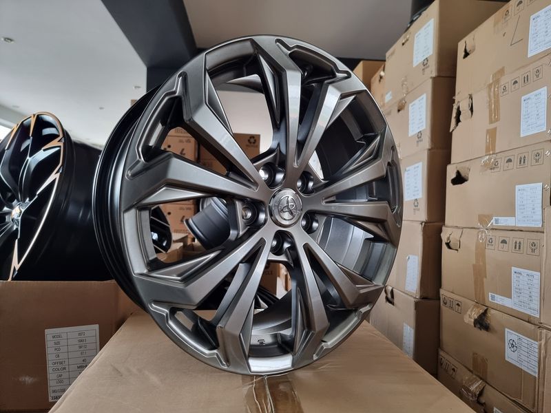 18цола Toyota,Тойота 5x114.3