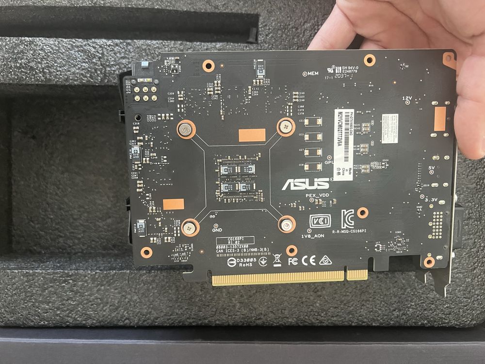 Видеокарта Asus GeForce GTX 1650 Super