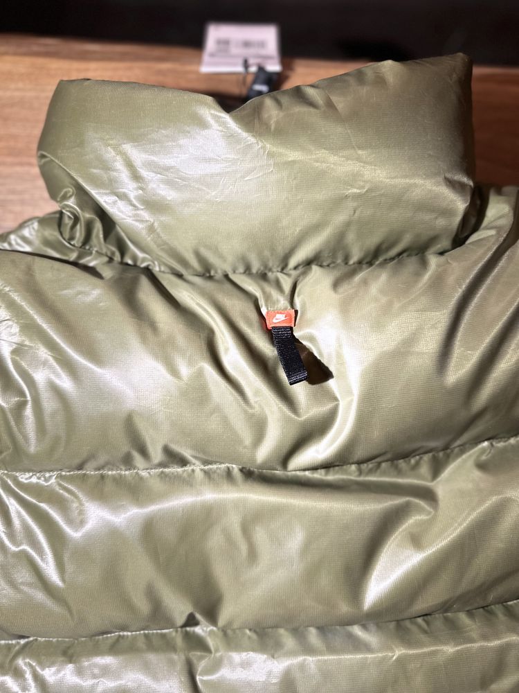 Дамско яке Nike XS