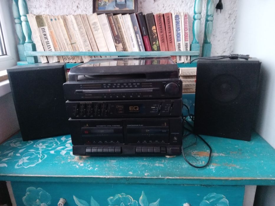 Combina muzicala si Obiecte vintage diverse