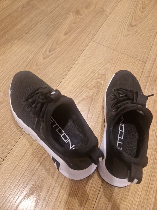 Nike Metcon 6 marimea 38 - noi