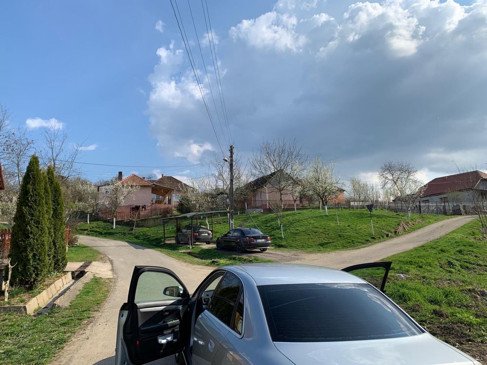 Vand sau schimb casa in Suiug cu ap.sau alt imobil-parcela in Oradea