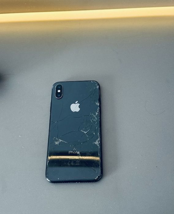 Iphone X 64GB Добро Състояние