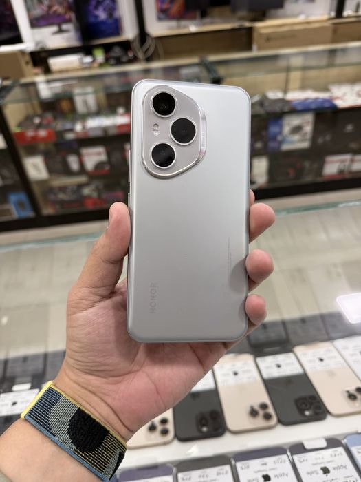 Honor 400 pro 12/512 gb gray в идеальном состоянии