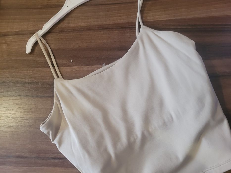 Одежда СРОЧНО носилось 2-3 раза