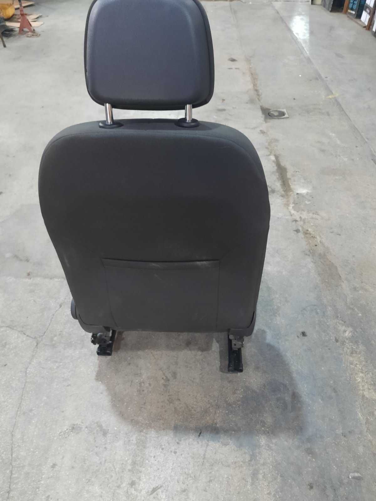 Kомплект салон с кори за вратите седалки за Опел Зафира 2011-16г.