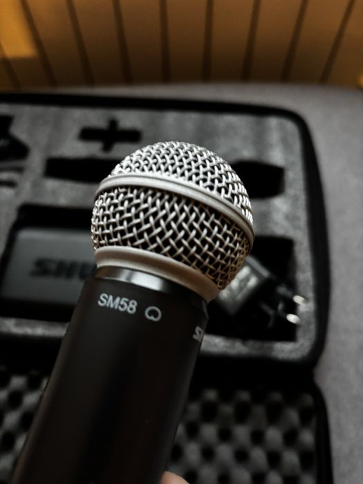 Shure SM58 / BLX4 Безжичен Микрофон