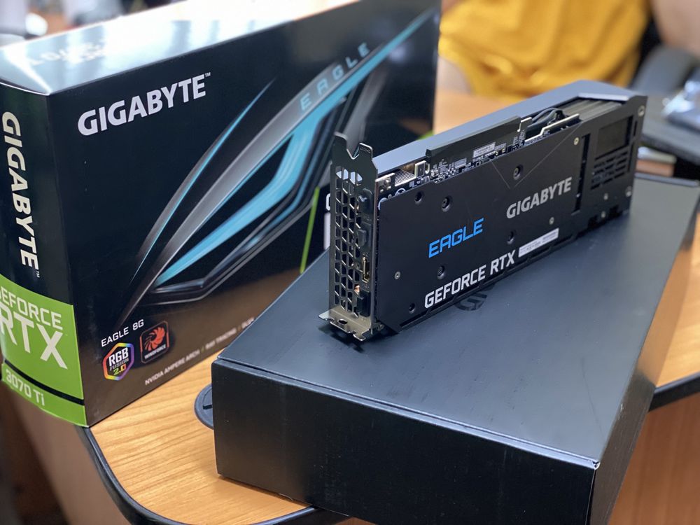 Продам видеокарту Gigabyte RTX 3070Ti Eagle 8Gb