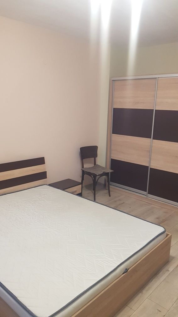 Продава се Тристаен апартамент в Дупница - 75 кв.м за 627 €/кв.м - Снимка #11