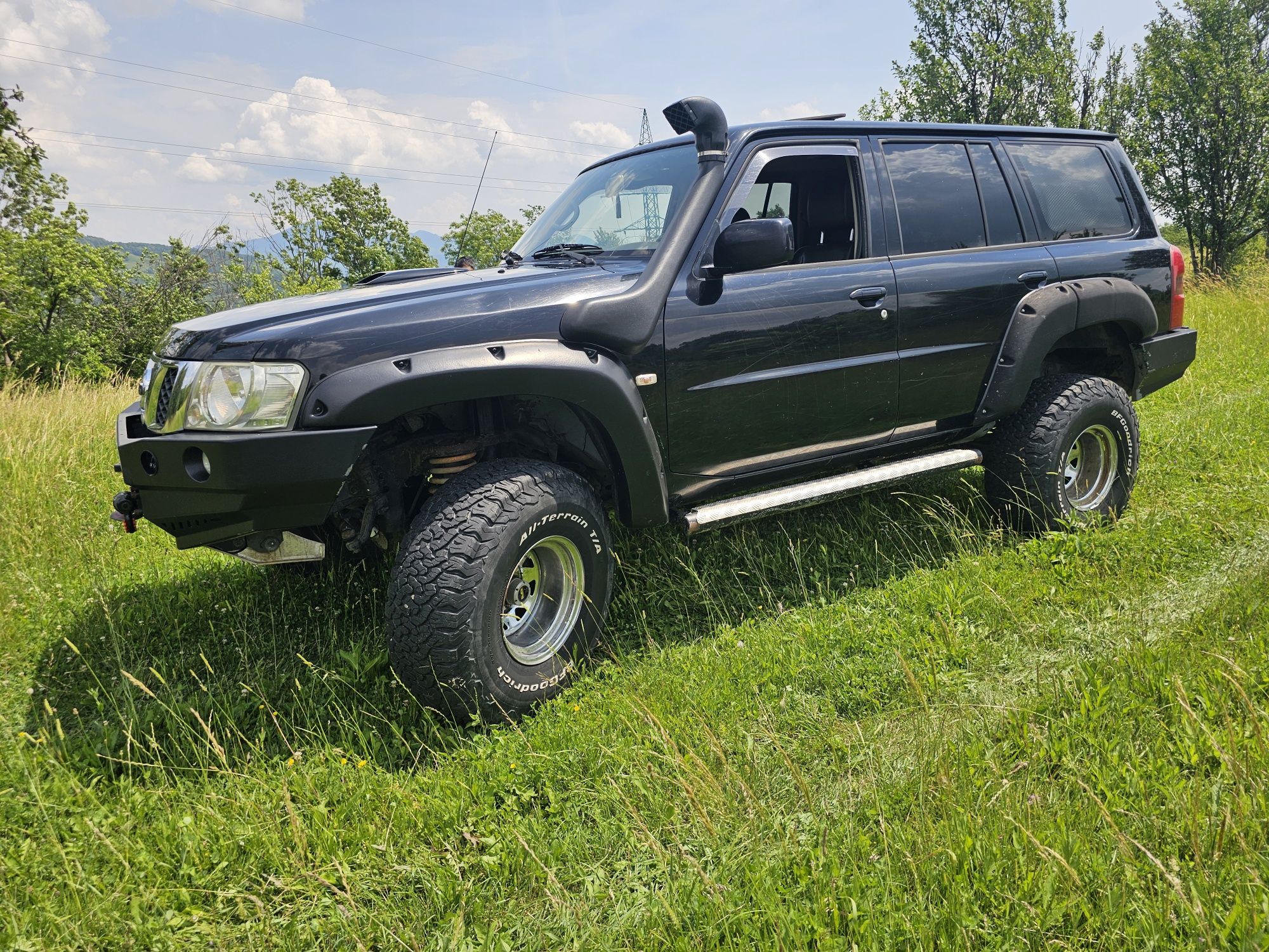 Vând/Variante  Nissan Patrol y61 GU4 2006 4.2 DIESEL TURBO