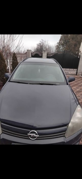 De vanzare Opel Astra H