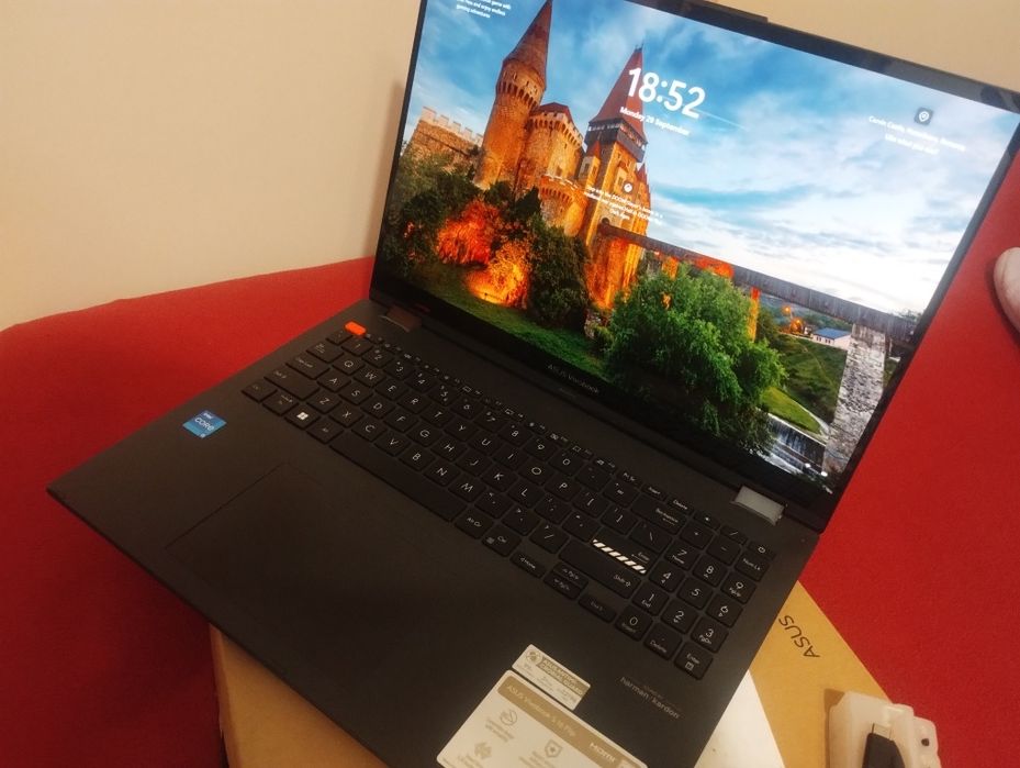 Laptop asus s16 flip oled  touch i5
