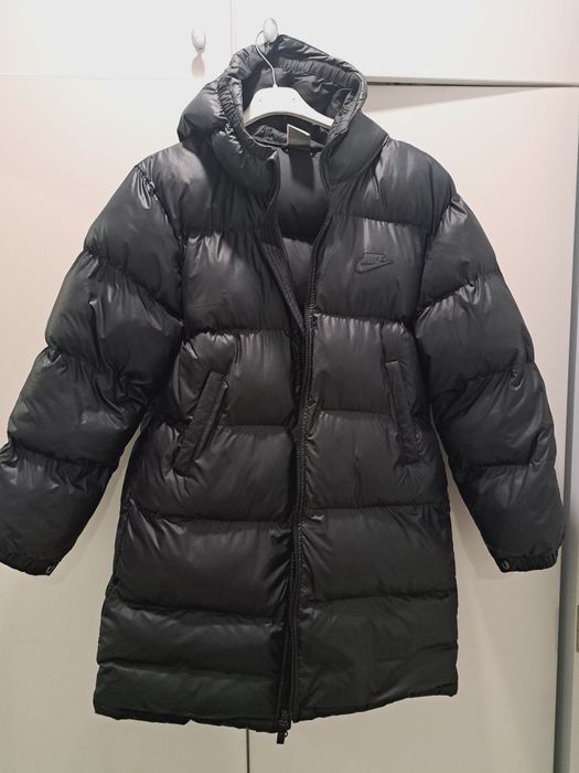 Nike юношеска шуба р-р 158-170см ХЛ размер