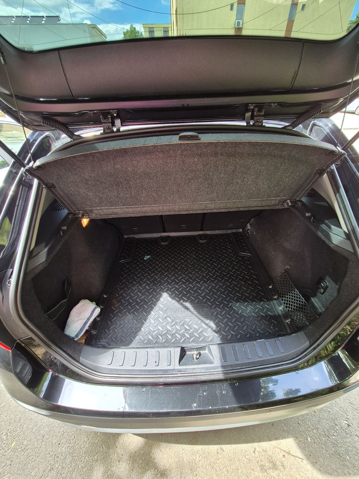 Vand Bmw x1  2.0 xdrive automat