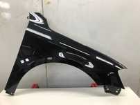 Aripa Fata Dreapta VW Passat B7 An 2011-2014 (LC9X (Negru))