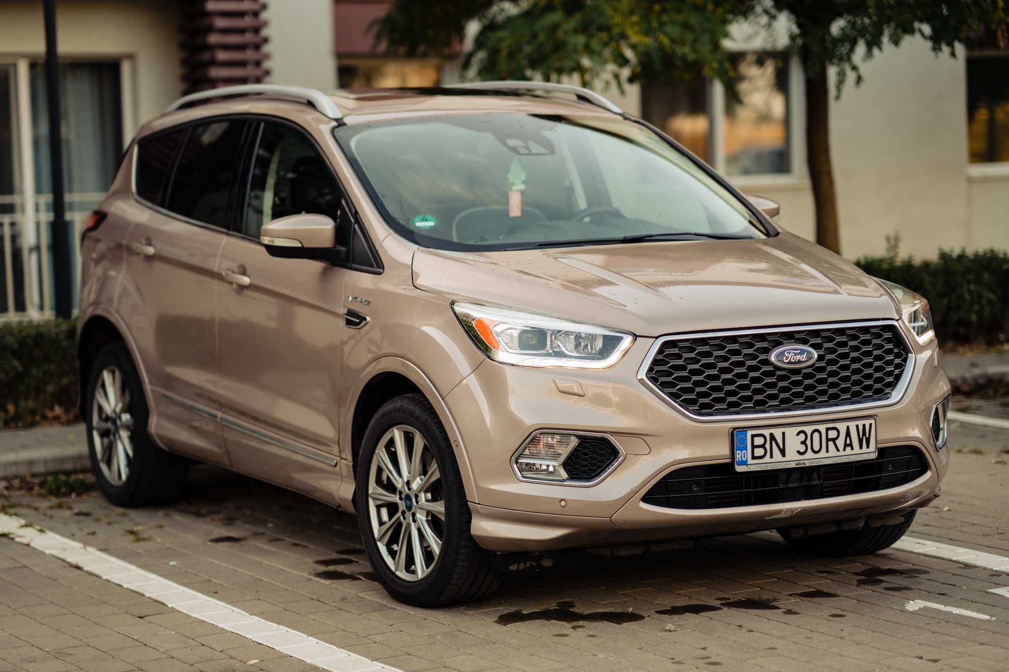 Ford Kuga Editie VIGNALE/ 4X4/ Full/ Panoramic/ Set roti iarna-vara