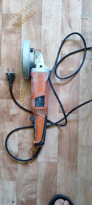 Продам болгарку в рабочем состоянии