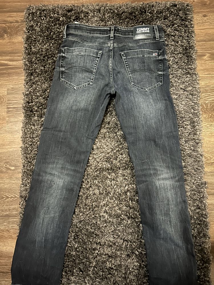 Blugi tommy jeans