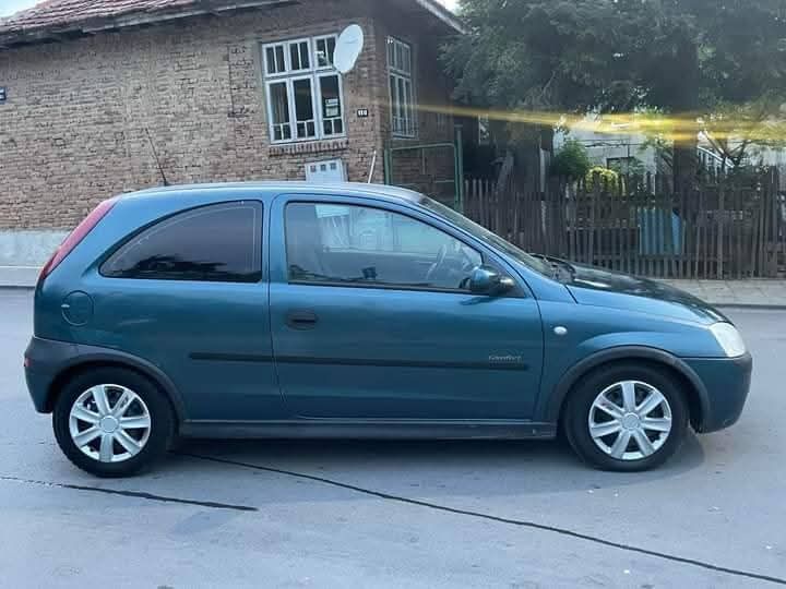 Опел Корса  1.0 бензин