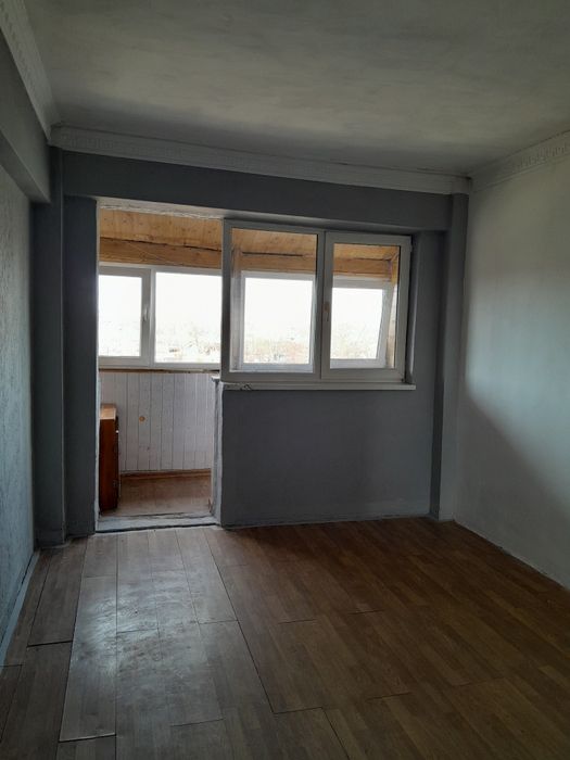 Vand apartament Movila Miresii